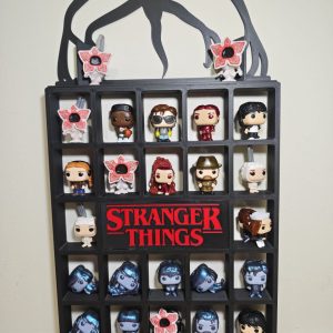 Expositor Estantería FUNKO POP! huevos kinder!! con Logo STRANGER THINGS