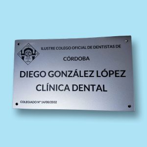 Placa personalizada grabada a láser